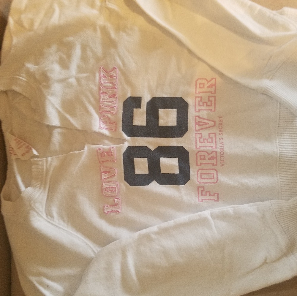 PINK Sweatshirt